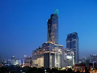 سنتارا گرند در سنترال ورد